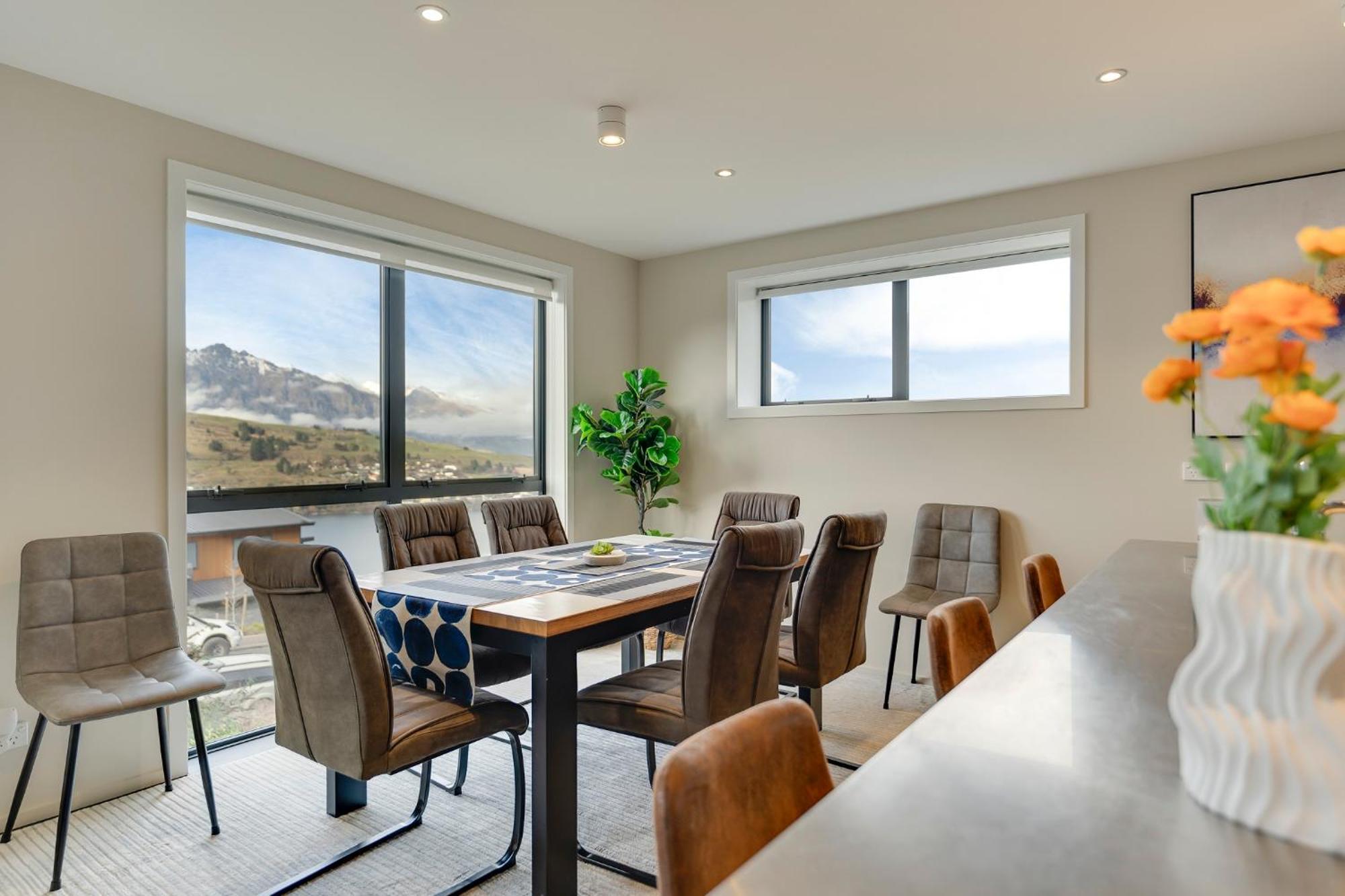 Queenstown Lake And Mountain View Retreat Free Wifi Free Street Parking ภายนอก รูปภาพ
